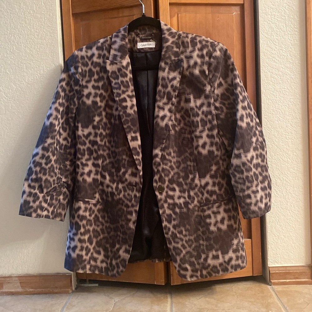 Calvin Klein Leopard Print 3/4 Sleeve Blazer